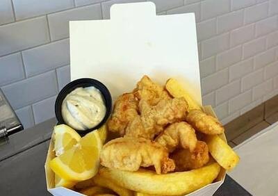 Fresh King Prawns in Crispy Batter with Chips