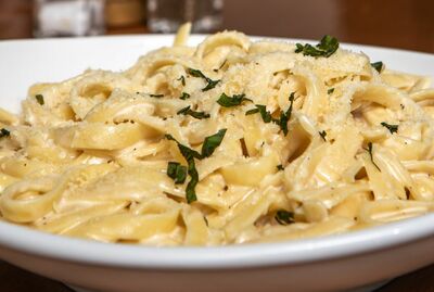 PARMESAN GARLIC PASTA