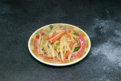 Wok Fried Potato Strips with Green Peppers 清炒土豆丝