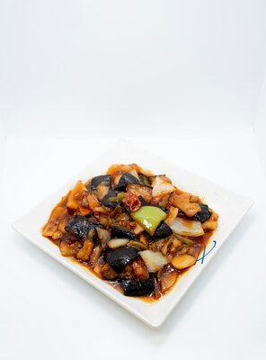 Braised Aubergines & Minced Pork in Hot Garlic Sauce 鱼香茄子 (川式)
