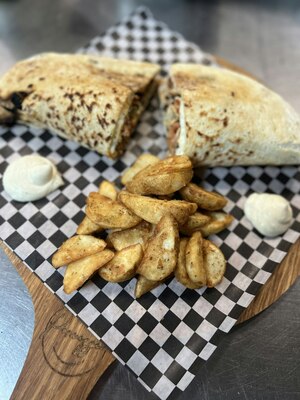 Sandwich Makloub Merguez / Mergez Makloub Sandwich